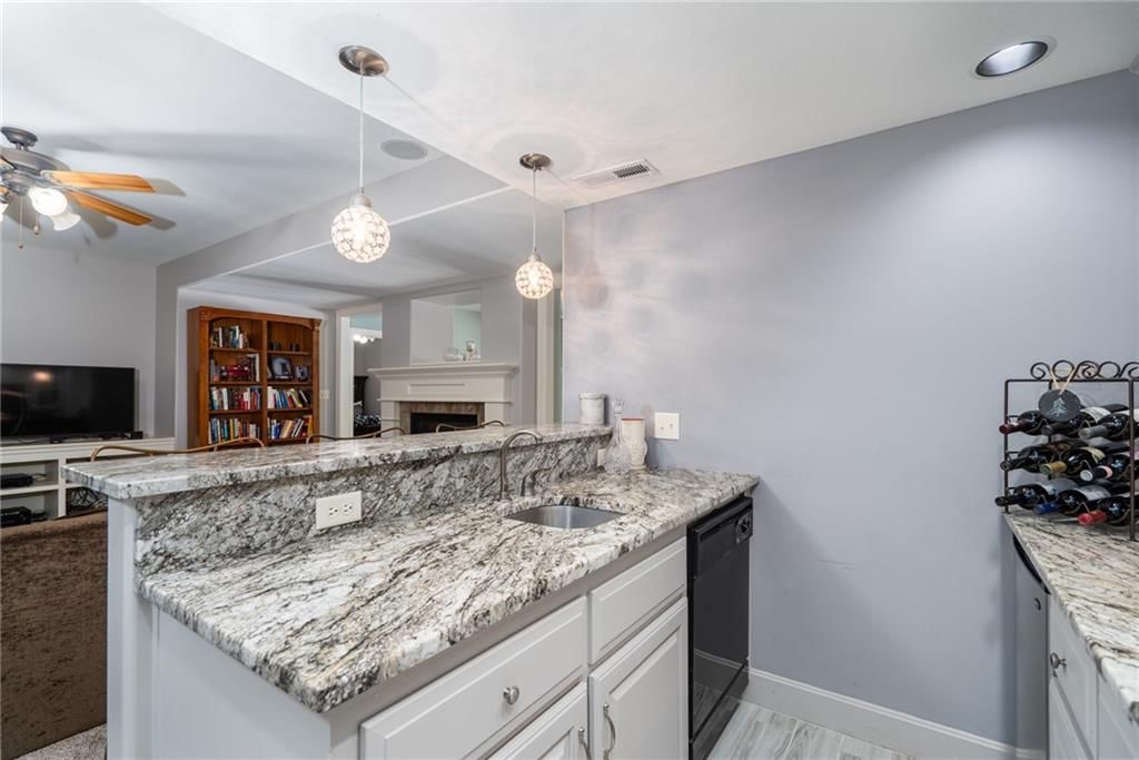 1216 Waverly Drive — photo 28
