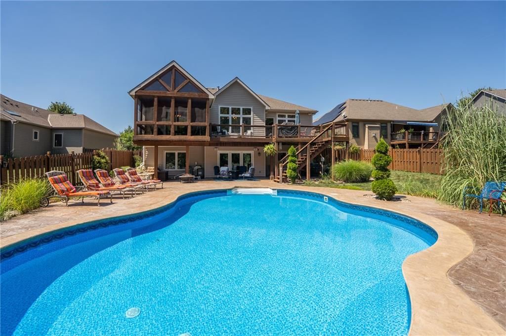1216 Waverly Drive — photo 39