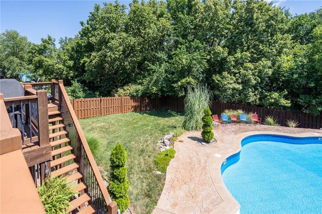1216 Waverly Drive — photo 45