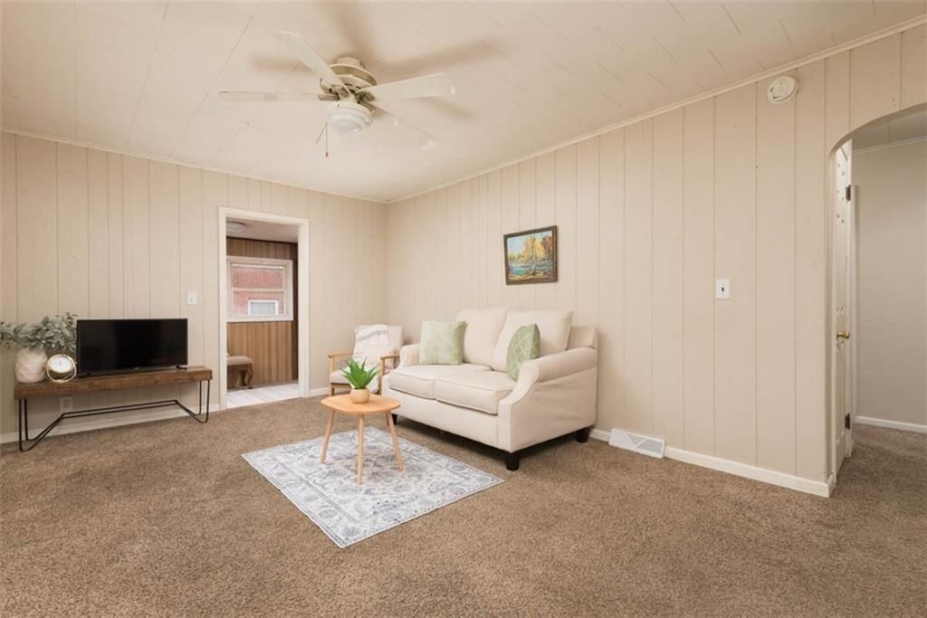 1524 W Sheley Road — photo 5