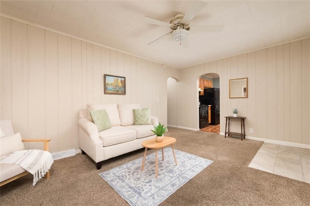 1524 W Sheley Road — photo 10