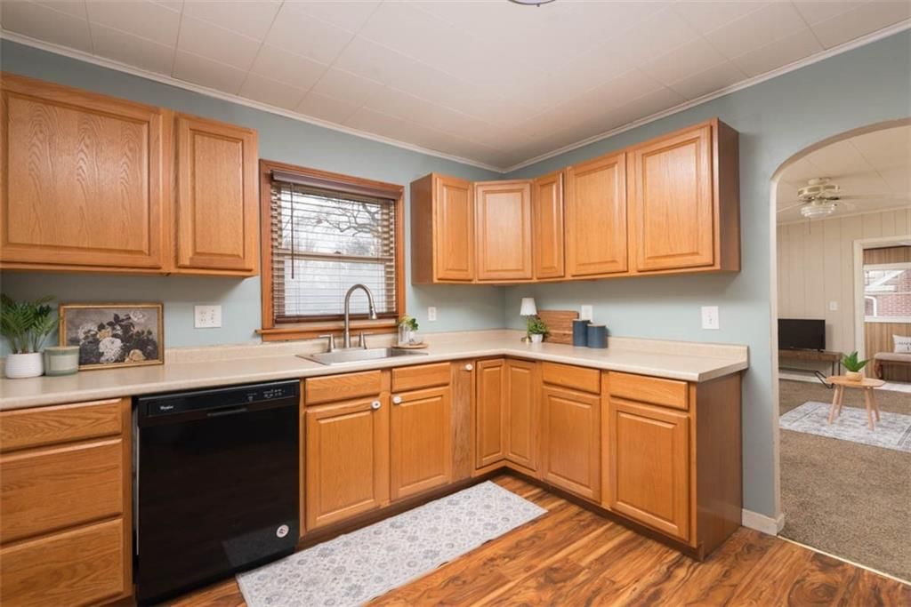 1524 W Sheley Road — photo 14
