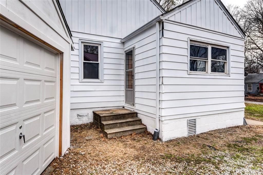 1524 W Sheley Road — photo 31