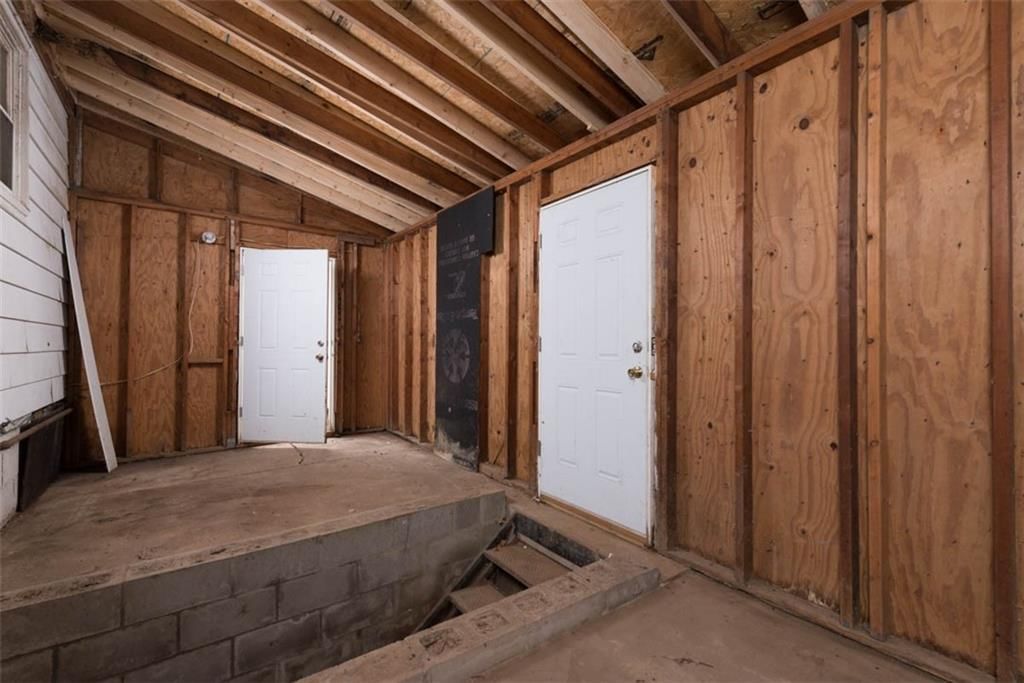 1524 W Sheley Road — photo 34