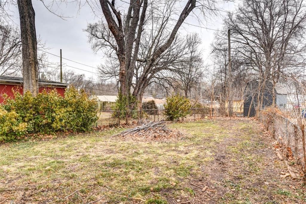 1524 W Sheley Road — photo 38
