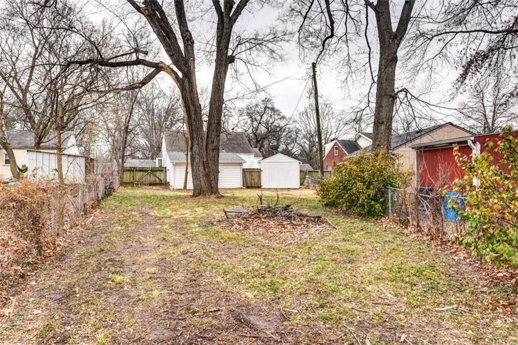 1524 W Sheley Road — photo 39
