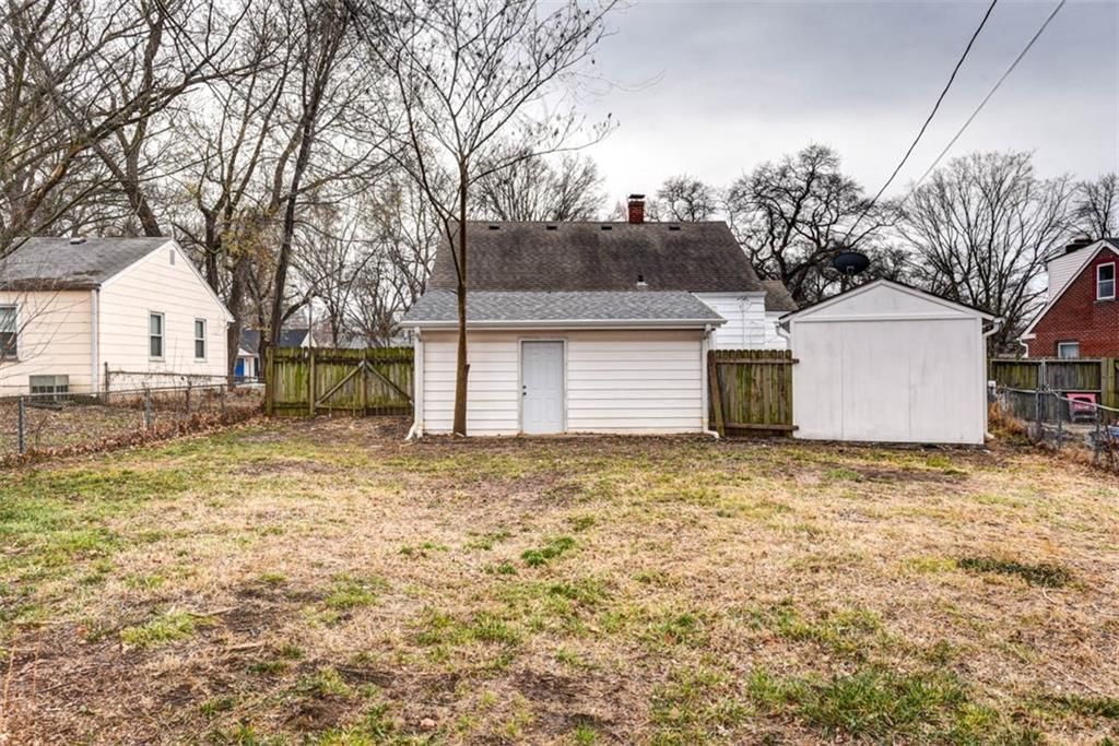 1524 W Sheley Road — photo 40