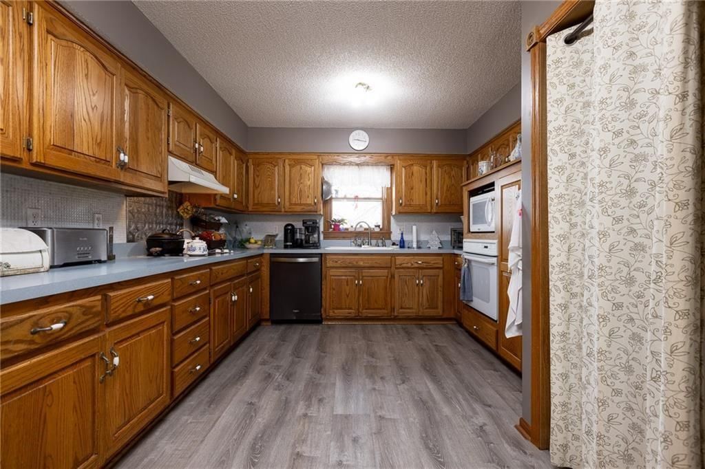 5408 N Wyandotte Street — photo 10
