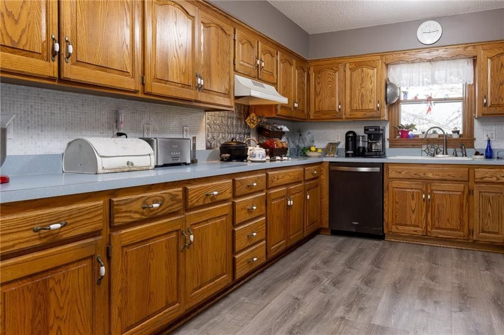 5408 N Wyandotte Street — photo 11