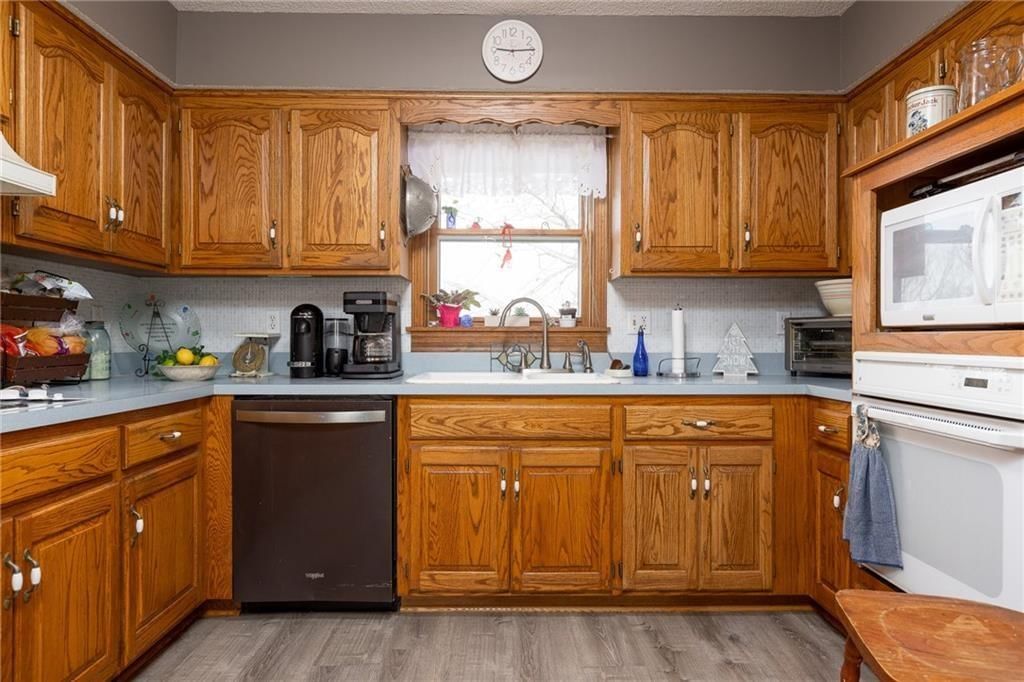 5408 N Wyandotte Street — photo 12