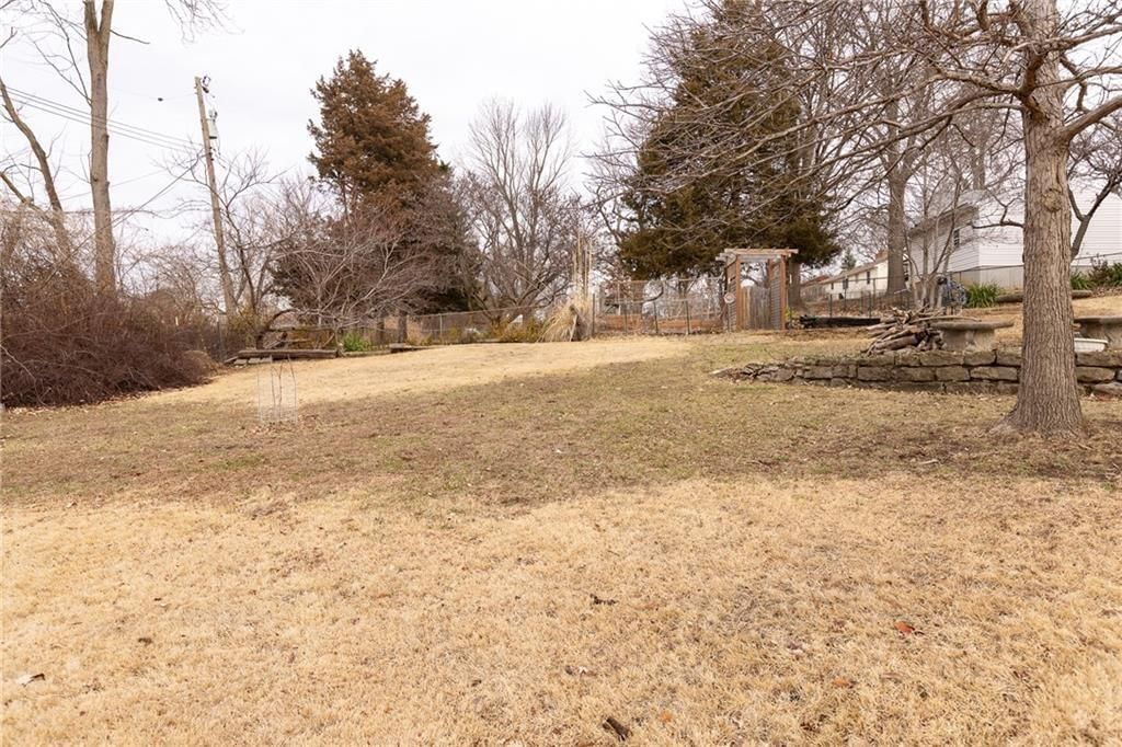 5408 N Wyandotte Street — photo 46