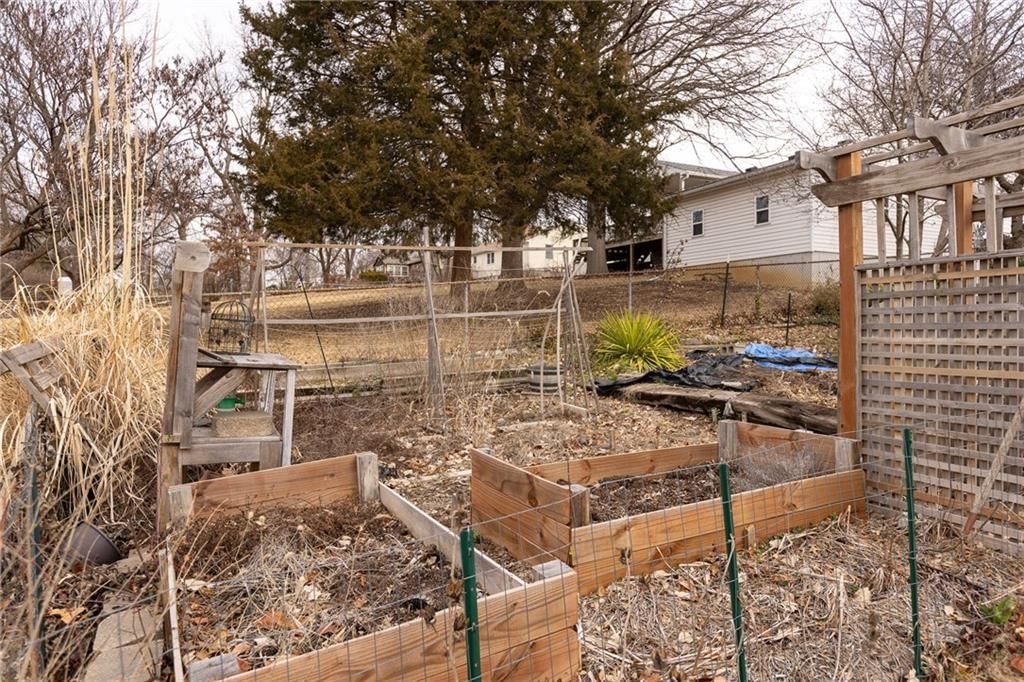 5408 N Wyandotte Street — photo 48