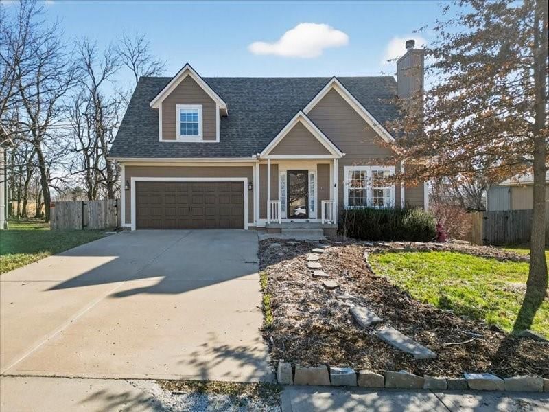 20493 W 221st Street, Spring Hill, KS