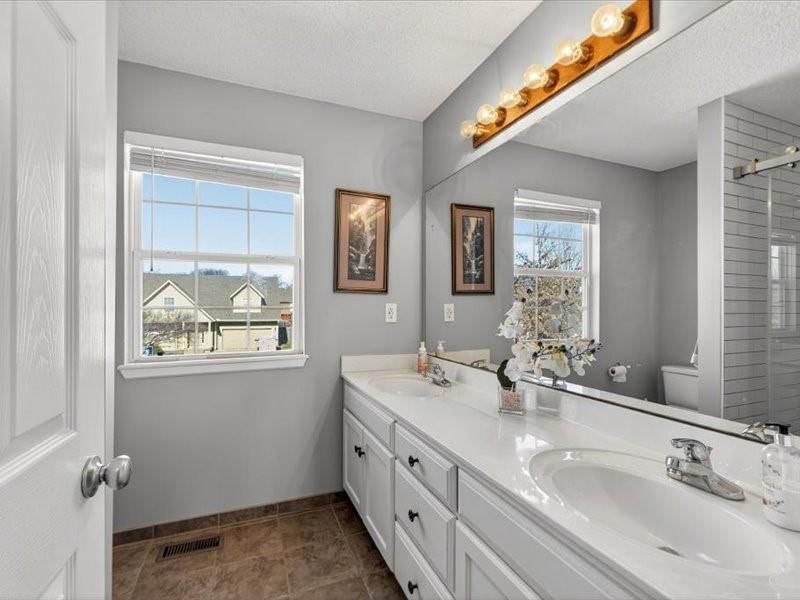 20493 W 221st Street — photo 40