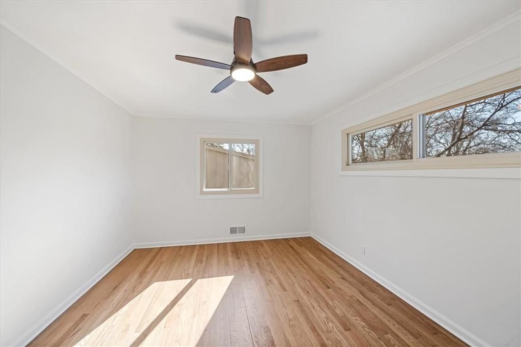7932 Windsor Street — photo 18