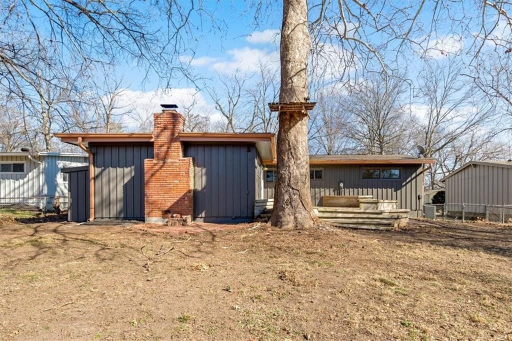7932 Windsor Street — photo 27