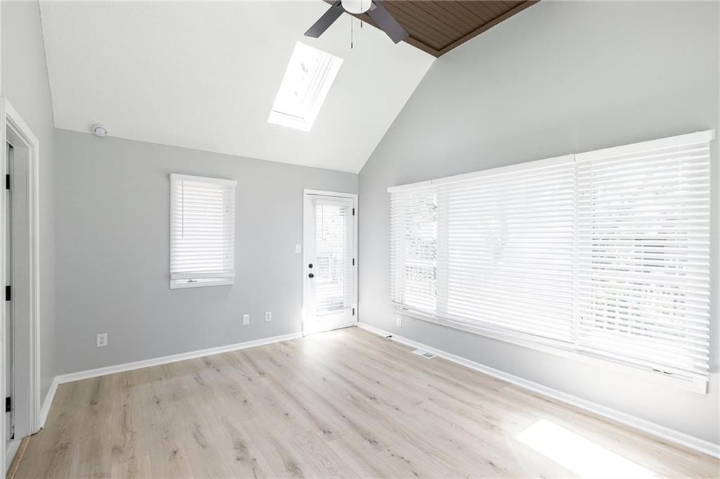 1912 NW Manor Drive — photo 47