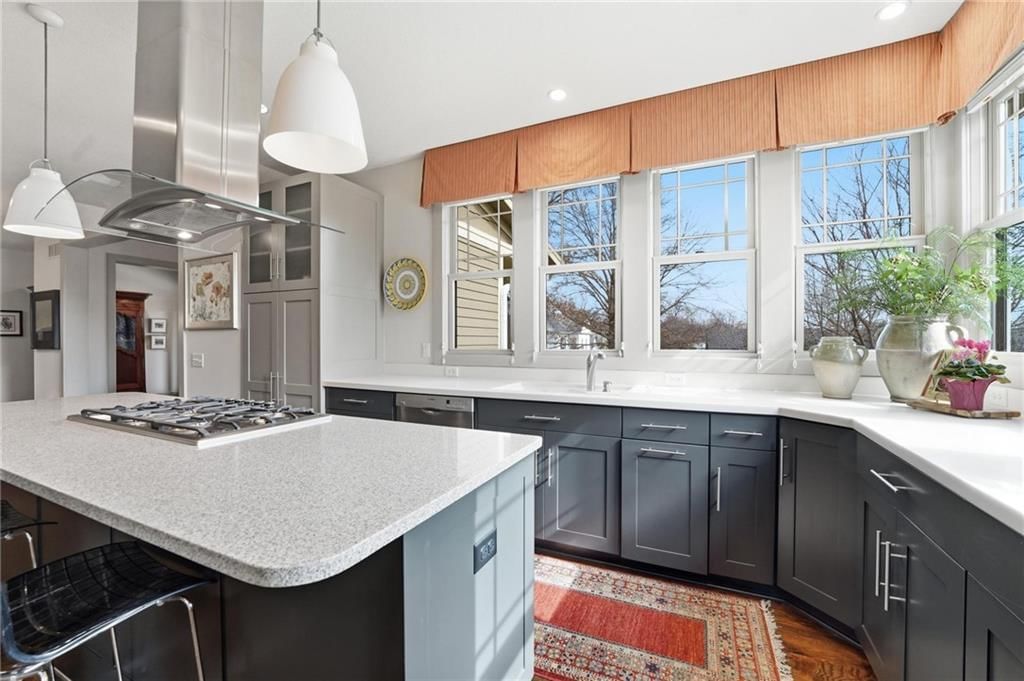 130 MORSE Avenue — photo 22