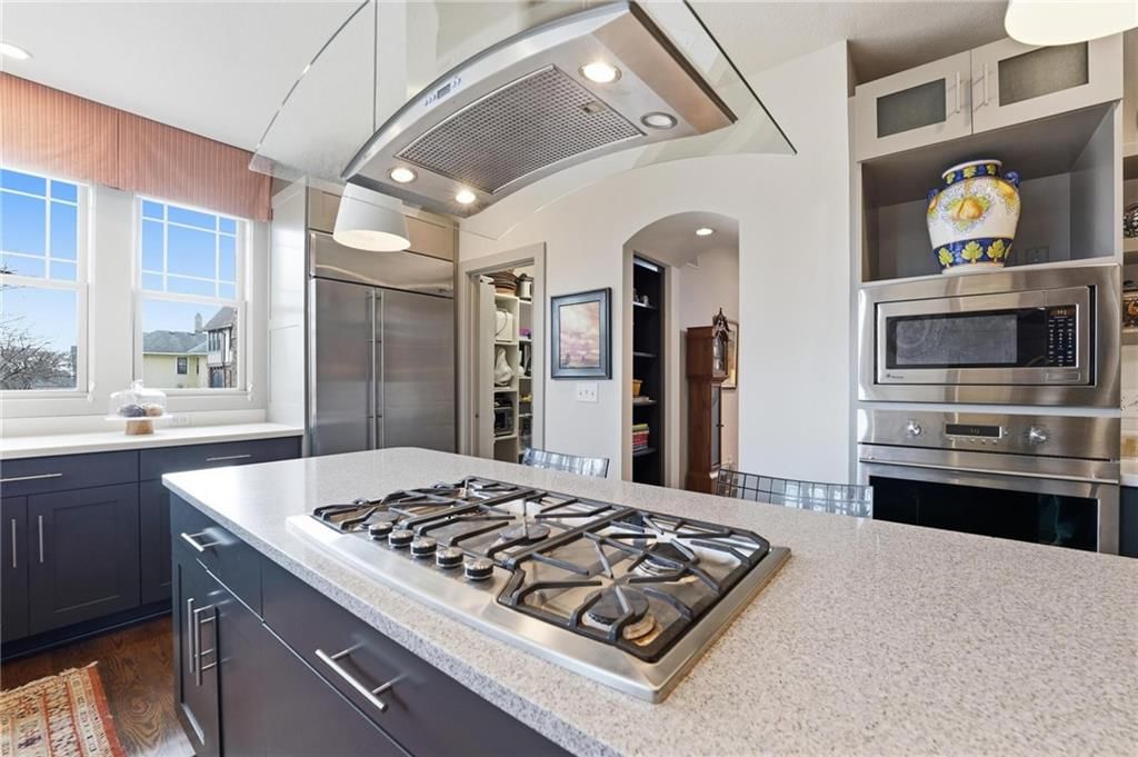 130 MORSE Avenue — photo 25