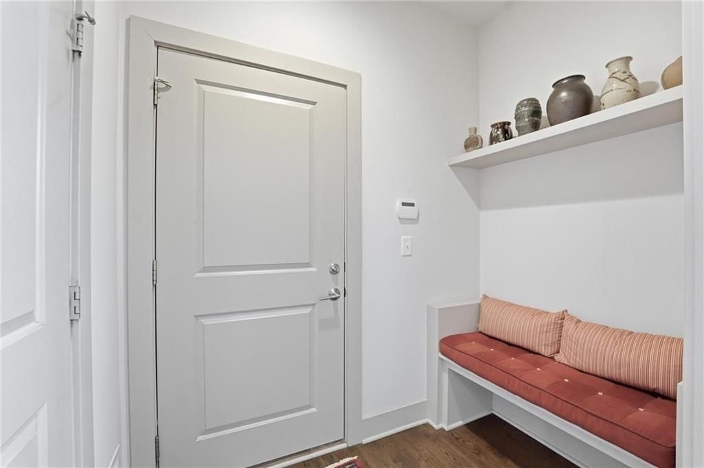 130 MORSE Avenue — photo 29