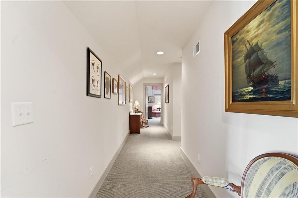 130 MORSE Avenue — photo 41