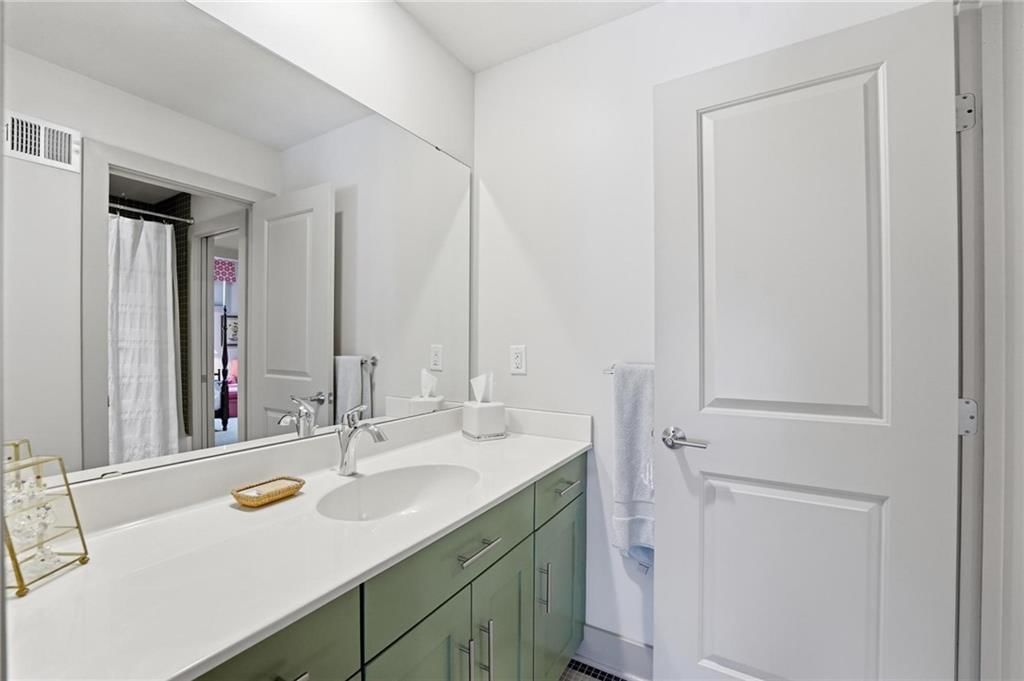 130 MORSE Avenue — photo 45