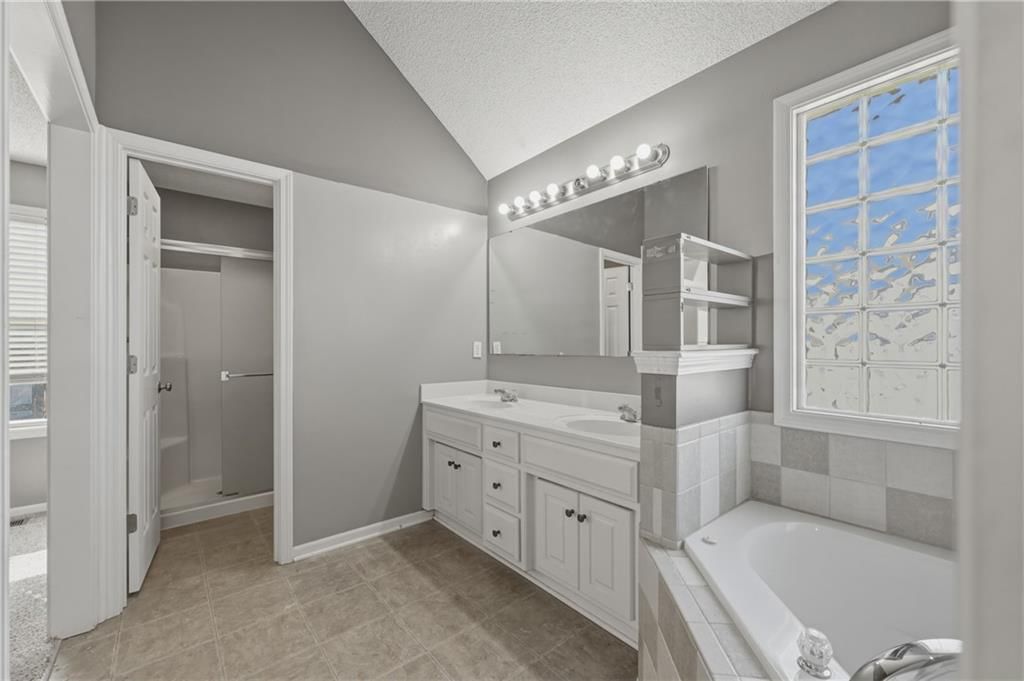 2513 SW 12th Street — photo 18