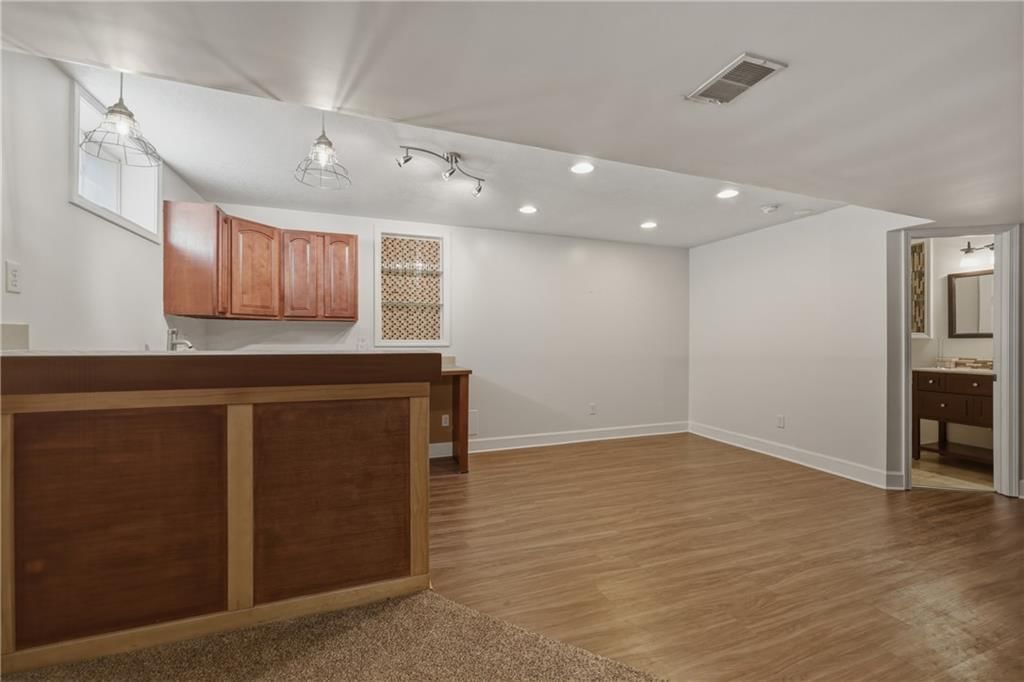 2513 SW 12th Street — photo 30