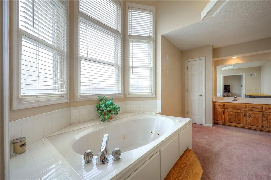 13035 Wild Rose Lane — photo 32