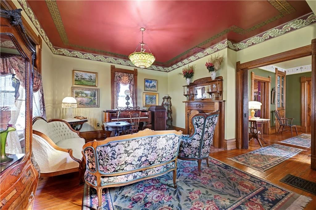401 S Harrison Street — photo 8