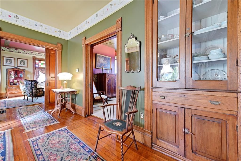 401 S Harrison Street — photo 17