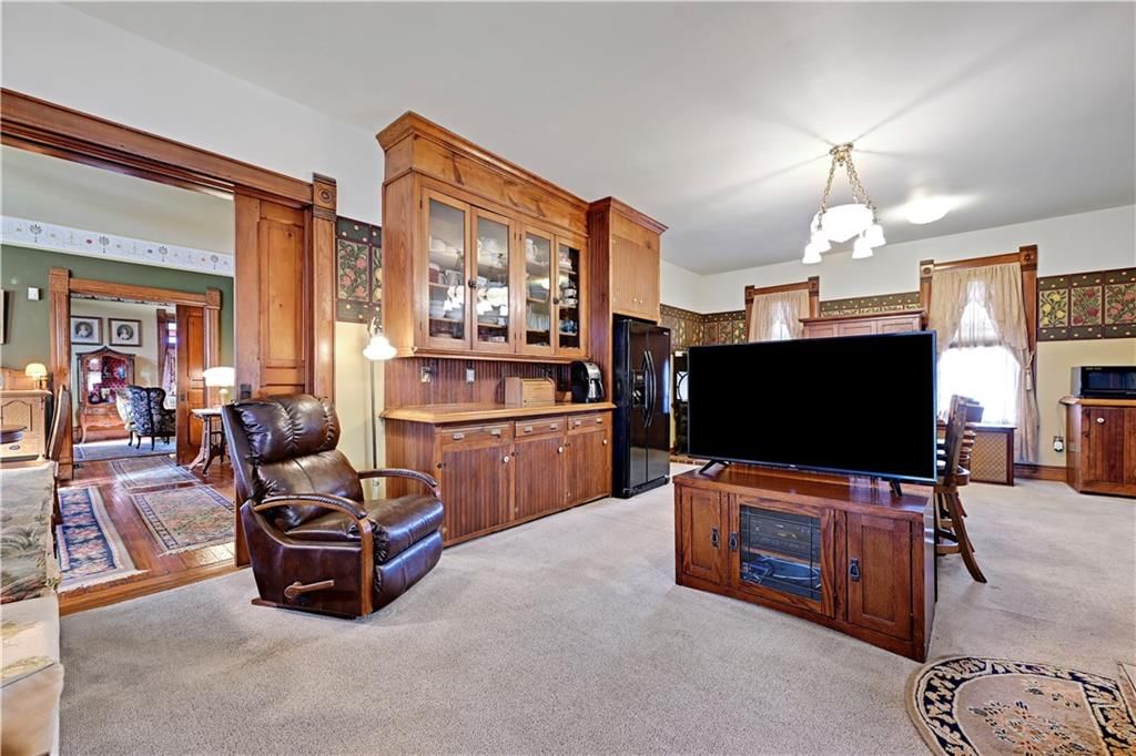 401 S Harrison Street — photo 19