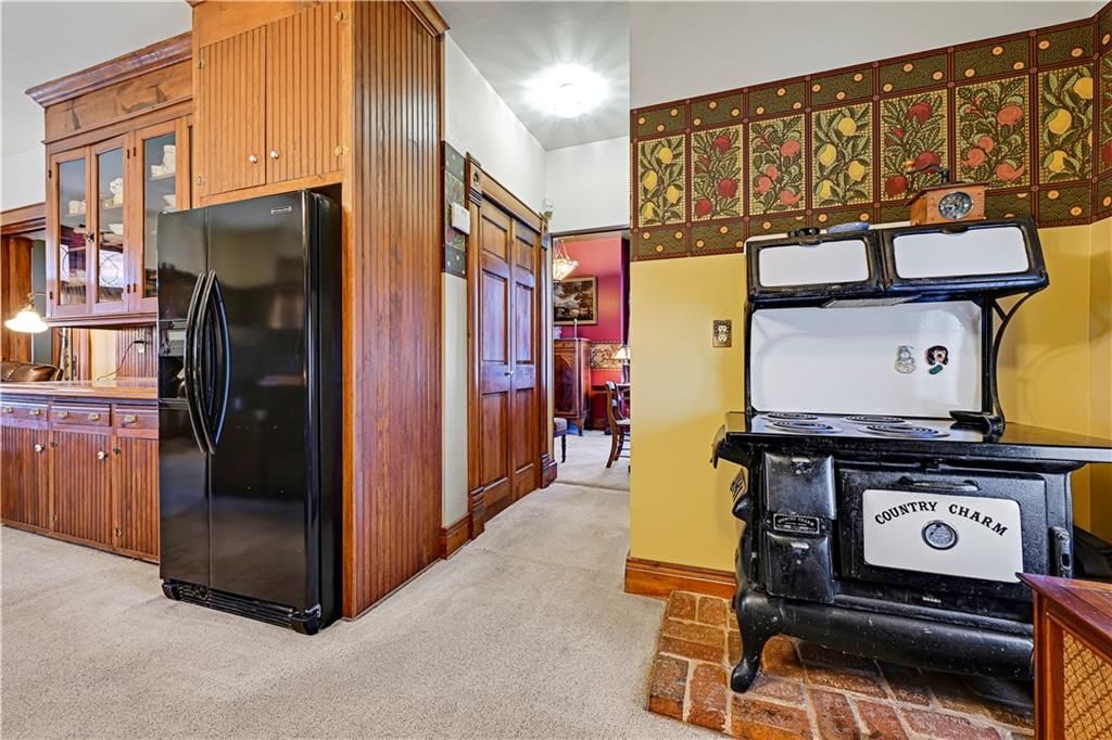 401 S Harrison Street — photo 26