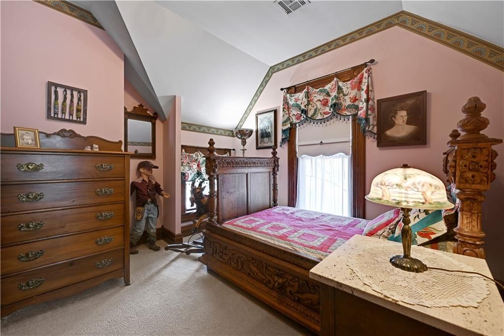 401 S Harrison Street — photo 35