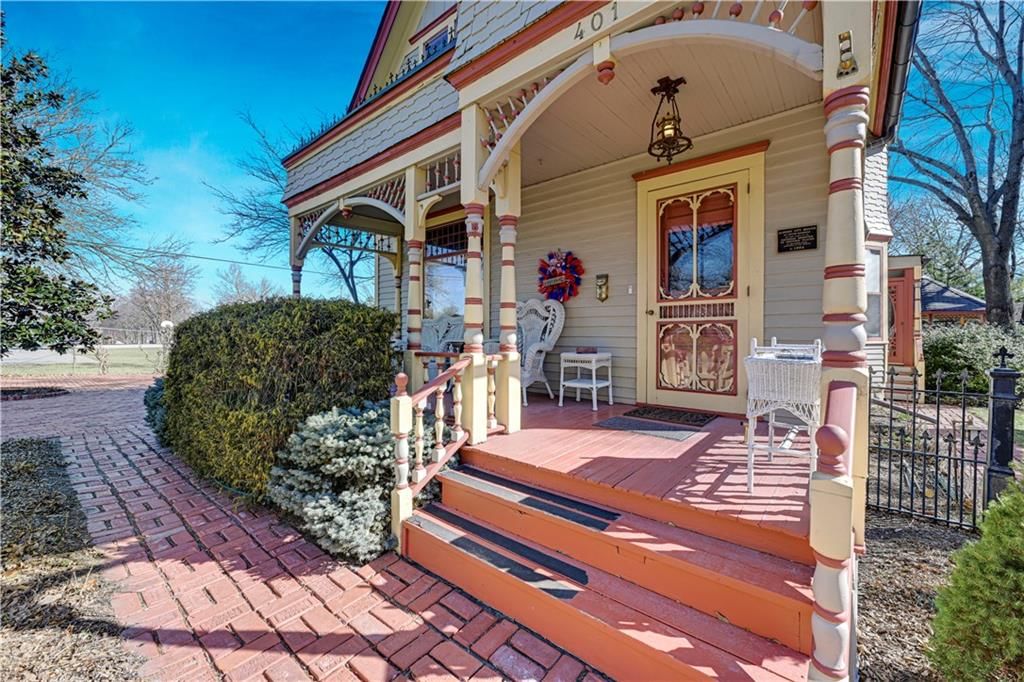 401 S Harrison Street — photo 45