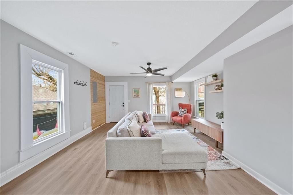 1015 W 29th Street — photo 4