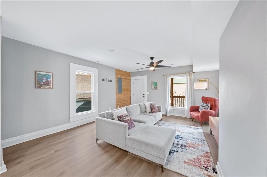 1015 W 29th Street — photo 5