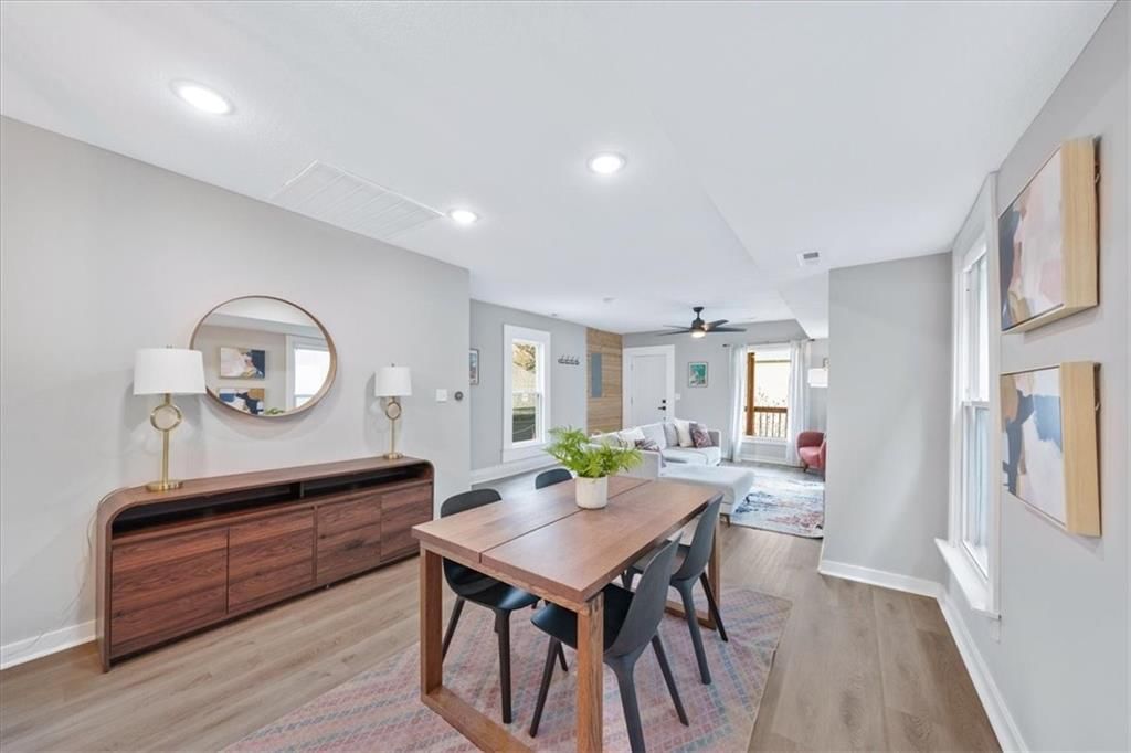 1015 W 29th Street — photo 8