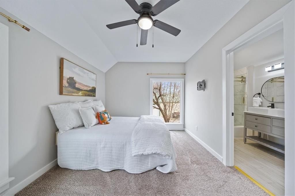 1015 W 29th Street — photo 18