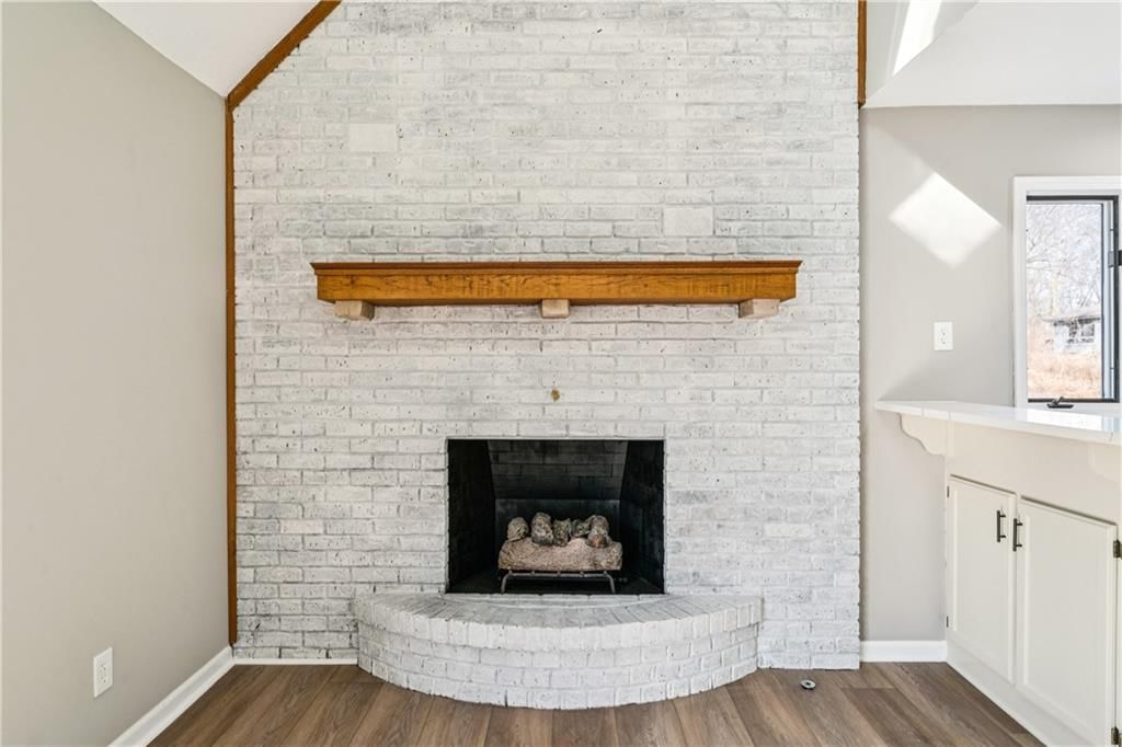 1605 Westwood Drive — photo 7