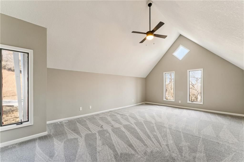 1605 Westwood Drive — photo 22