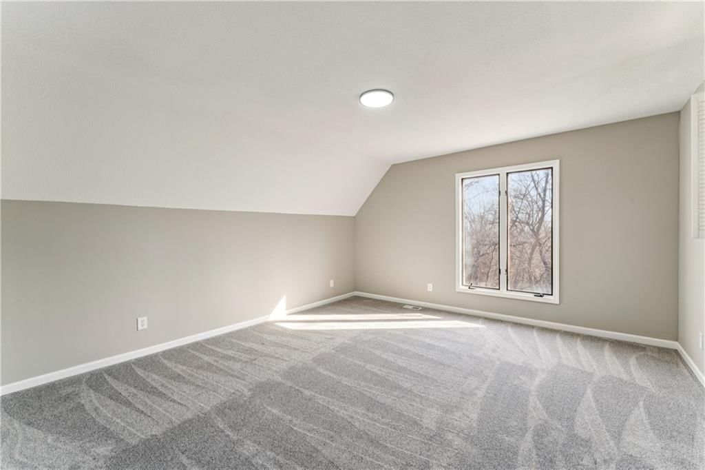 1605 Westwood Drive — photo 30