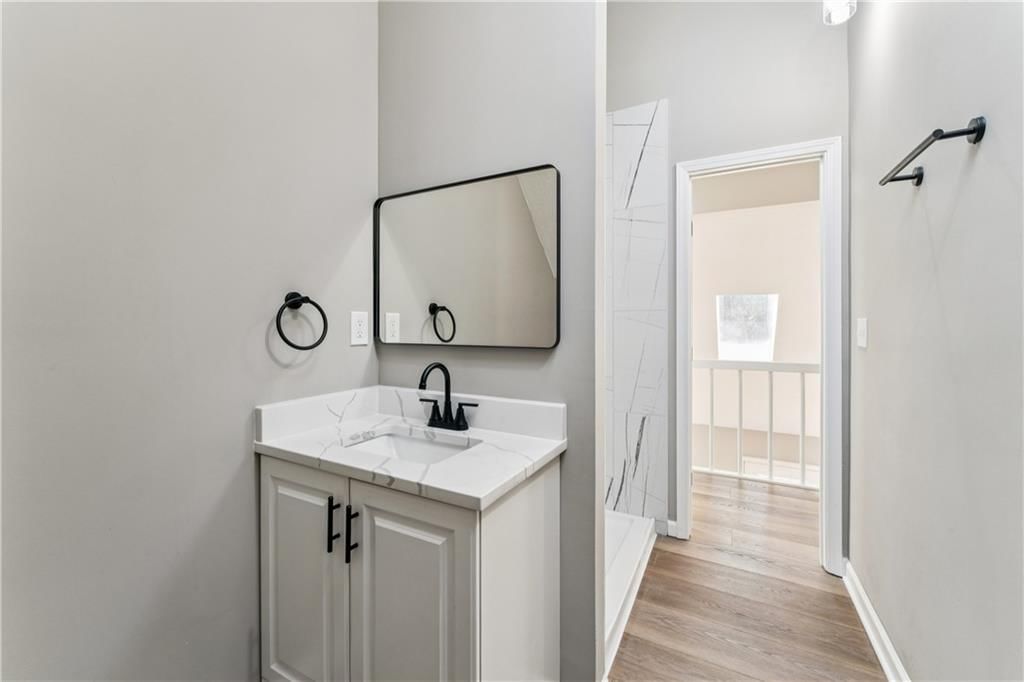 1605 Westwood Drive — photo 34