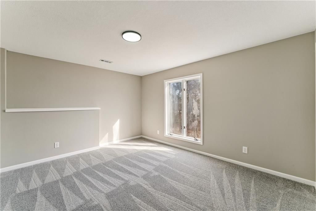 1605 Westwood Drive — photo 39