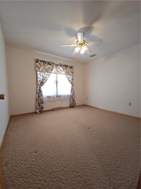 321 Elm Street — photo 27