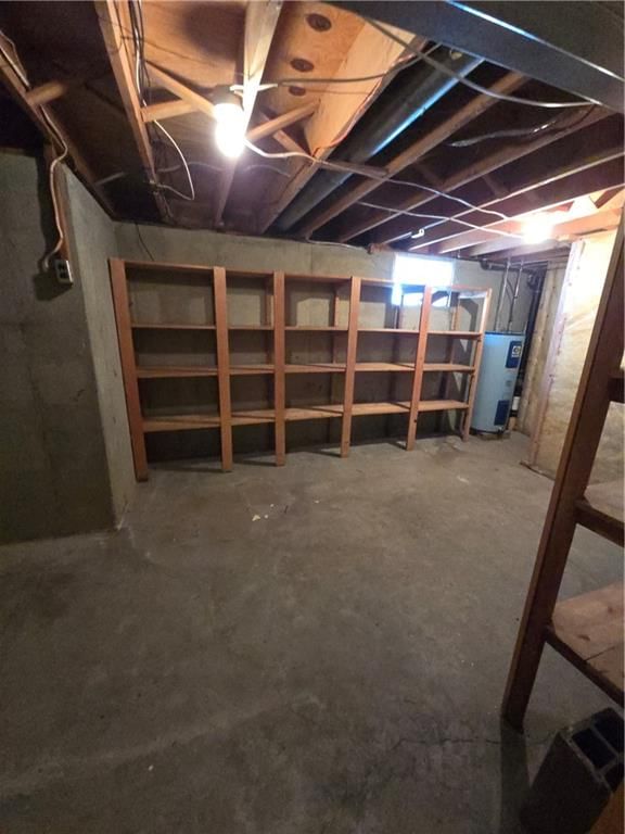 321 Elm Street — photo 34