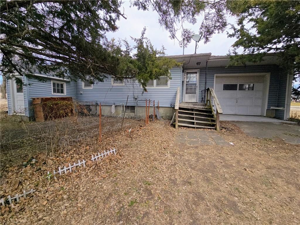 321 Elm Street — photo 40