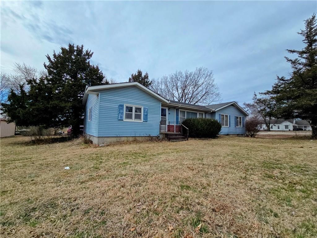 321 Elm Street — photo 43