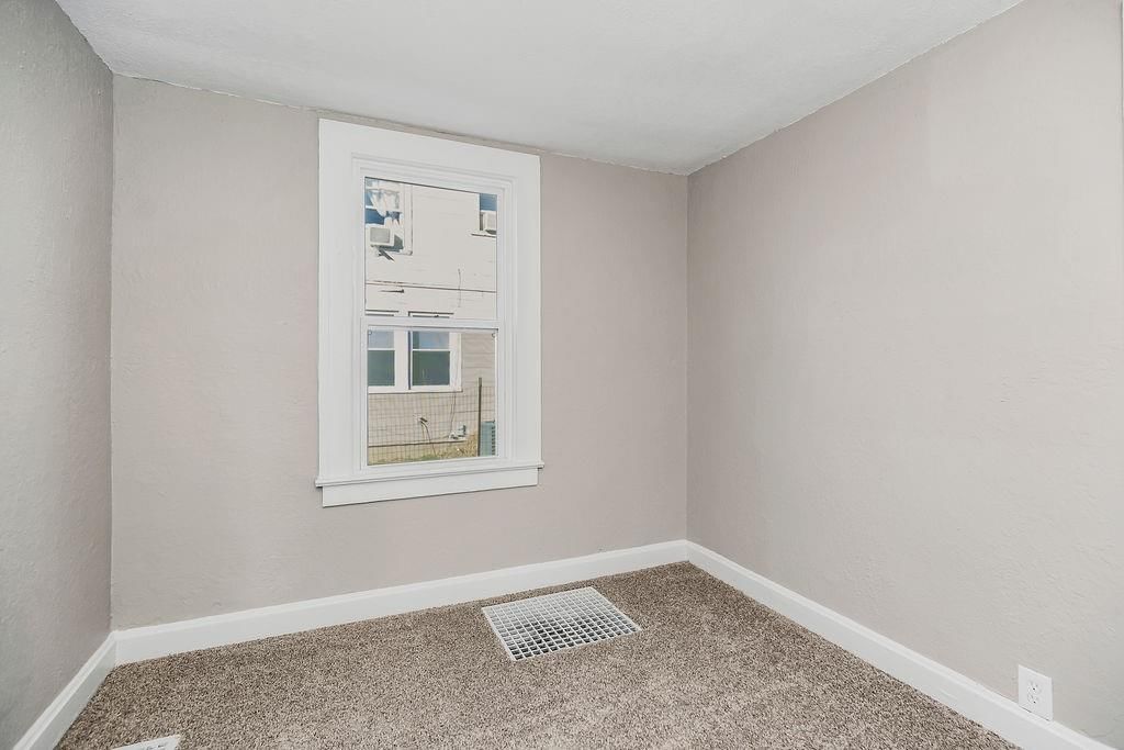 511 S Cedar Avenue — photo 12