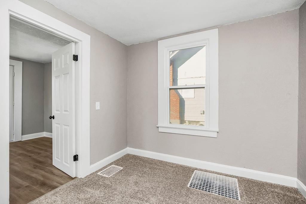 511 S Cedar Avenue — photo 20